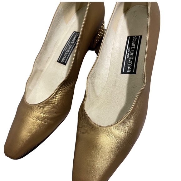 Stuart Weitzman Vintage Gold Leather Kitten Heel Pump Studded Size 10 - Picture 12 of 13
